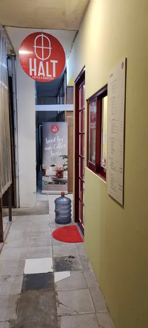 Halt Coffee and Roastery Melawai