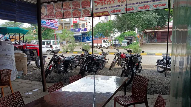 Shree Shyam family restaurant bhanpura