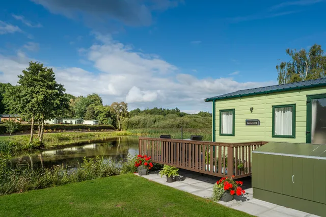 Pearl Lake Country Holiday Park