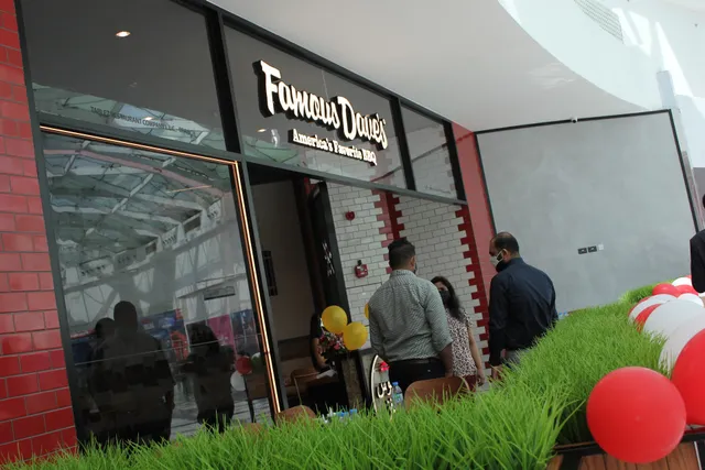 Famous Dave's Bar-B-Que