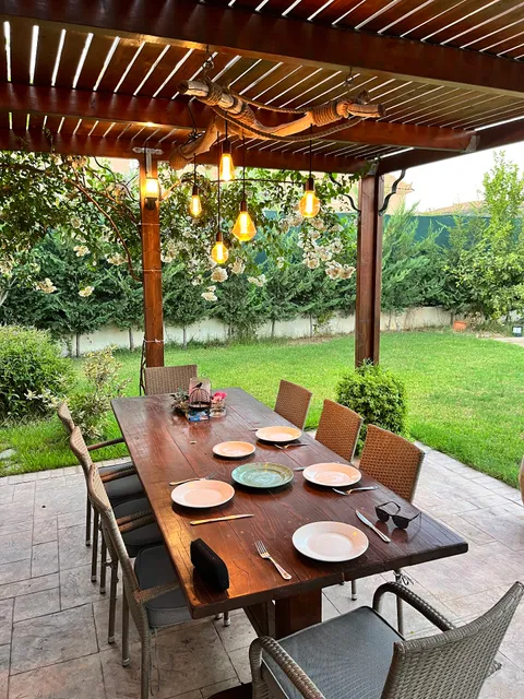 Villa Sophie - Sunny Retreat!