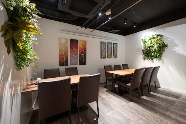 Tuna and Sake Izakaya Restaurant Osaka Kitashinchi Magche