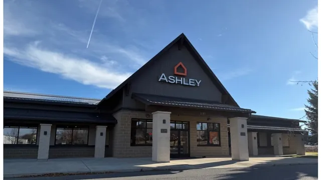 Ashley Store