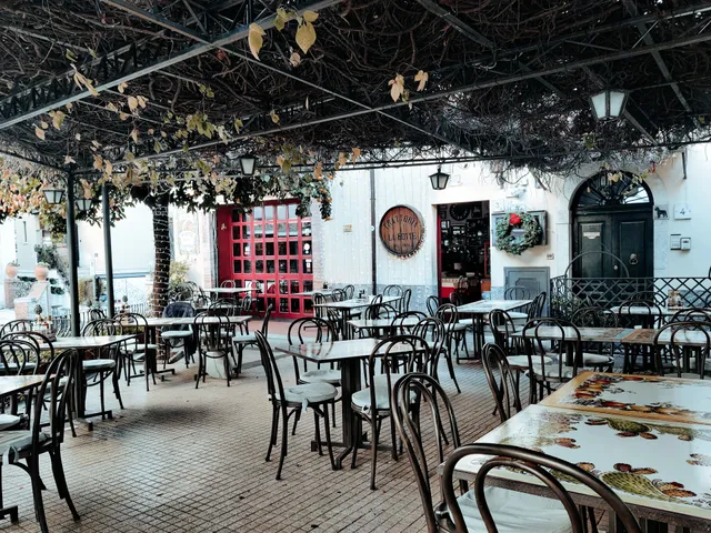 La Botte Restaurant (Not a Pizzeria)