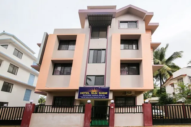 OYO 43615 Hotel Sunshine