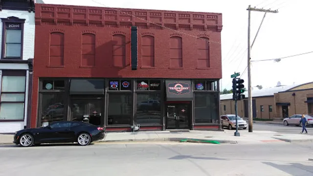 Ten Penny Sports Bar & Grill