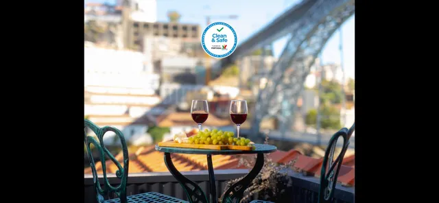 Ponte D. Luis I Apartments