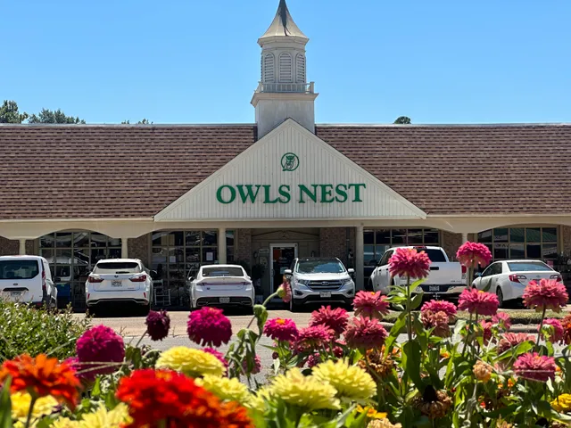 Owls Nest Flea Market