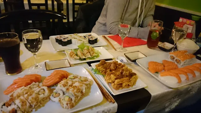 Tokyo Sushi
