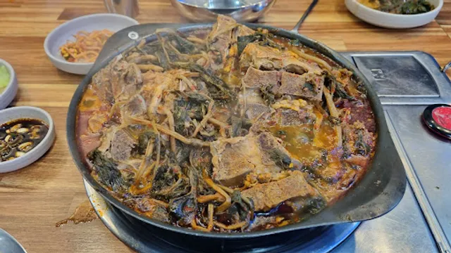 팔복감자탕 중화신시가지점