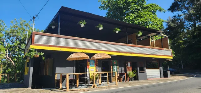 870 Rooftop Bar and Grill