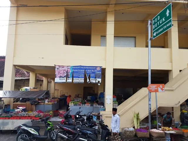 Toyapakeh traditional market