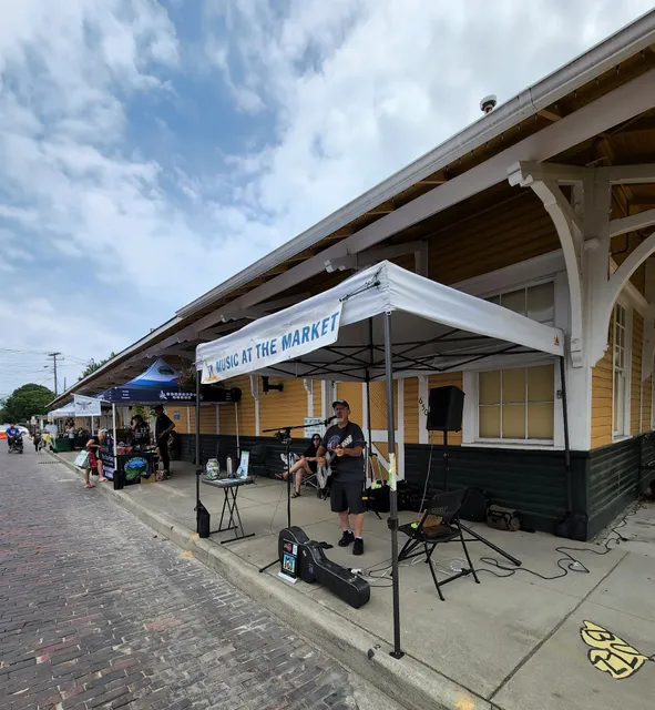 Hendersonville Farmers Market