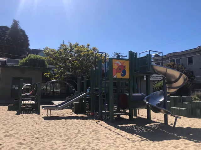 Grattan Playground Park