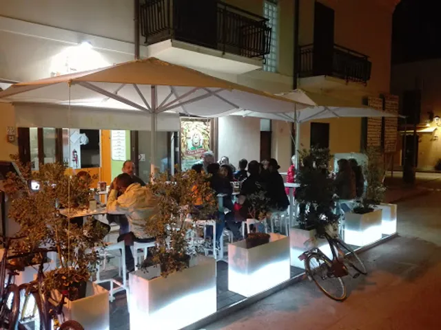 The Prince Chips & Burger