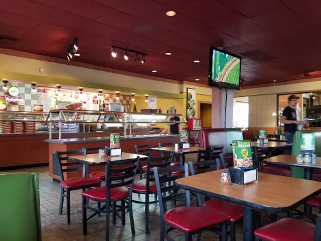 Mazzio’s Pizza & Wings