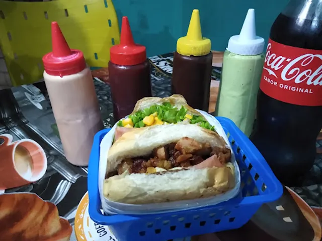 HAMBURGUERIA NAZARÉ