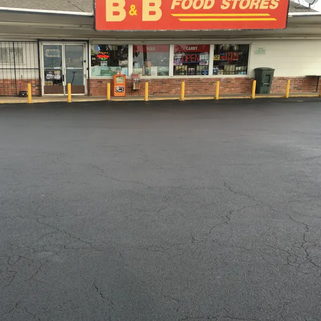 B & B Food Store