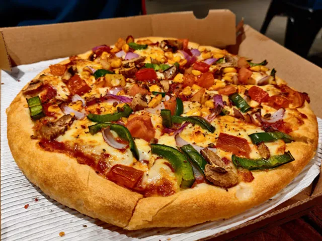 Pizza Hut | Metro 99, Nashik