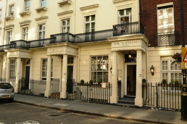 Eaton Square Hotel