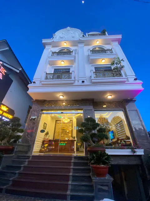 Crown Dalat Hotel
