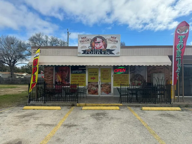 Los Porkys Tacos Tortas And More