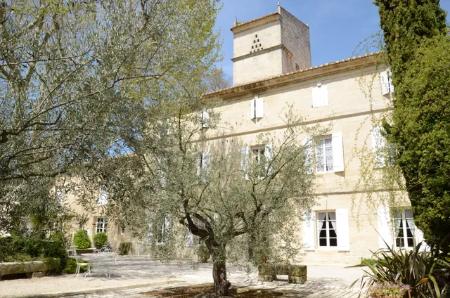 Domaine du Petit Mylord, chambre d'hôtes, lieu de réception à Beaucaire