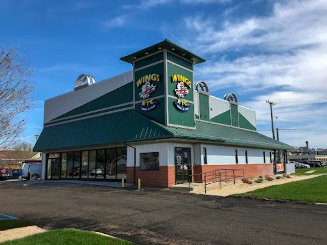 Wings Etc.