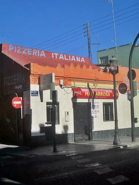 Kebab, pizzeria y tacos Malvarrosa