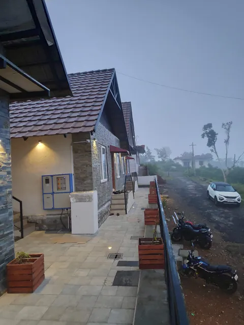 OYO 43264 Residenza Pagoda Resorts