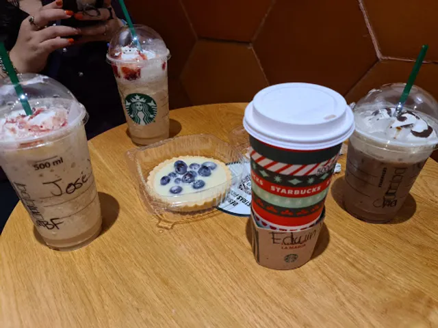 Starbucks Isla Mérida