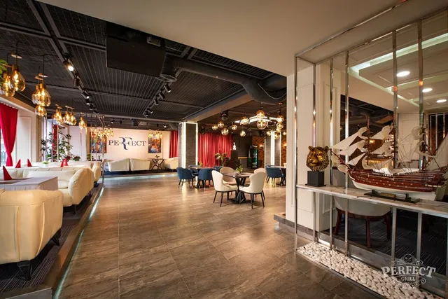 Perfect GRILL Lounge