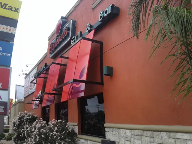 Applebee's Ensenada