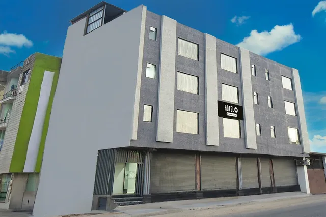 Super Hotel O Laxmi Nagar Jhotwara formerly Ballyfin Retreat