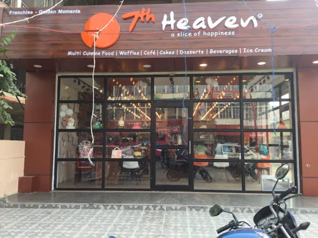 7th Heaven Bettiah (Cake)