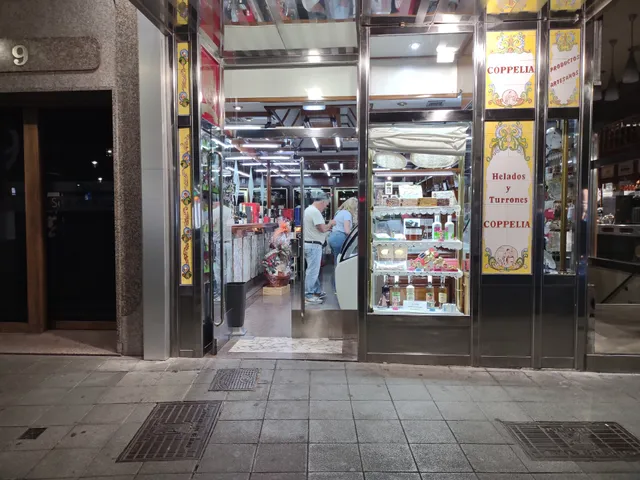 Coppelia Helados Y Turrones