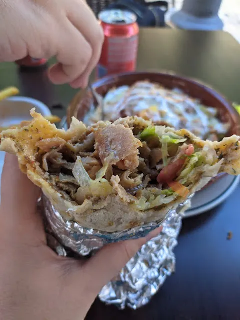 KEBAB PEZZERIA Plaza de Risueño