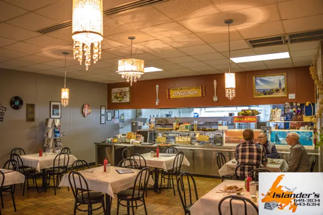 Islander's at the Airport