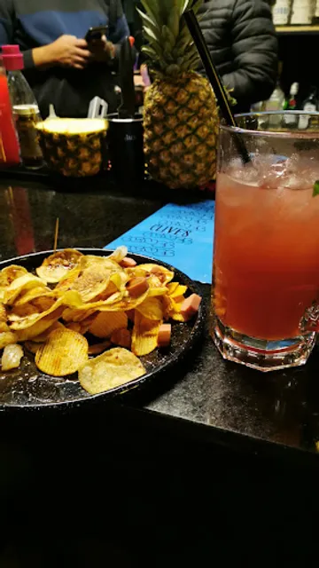 clives beer & snacks