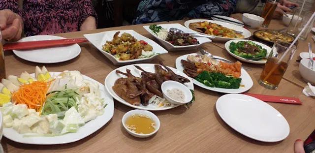 Ta Wan - AEON Mall Jakarta Garden City