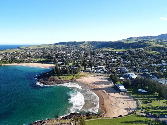 Kiama Surf Beach