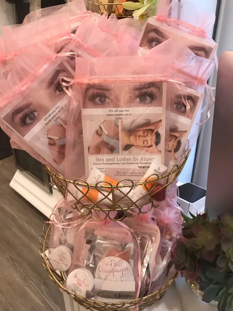 Skin and Lashes by Alona