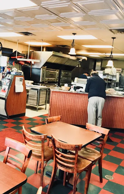 Anna Maria's II In Roscoe