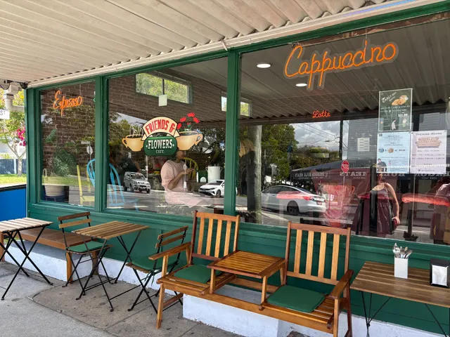 Friends & Flowers Cafe