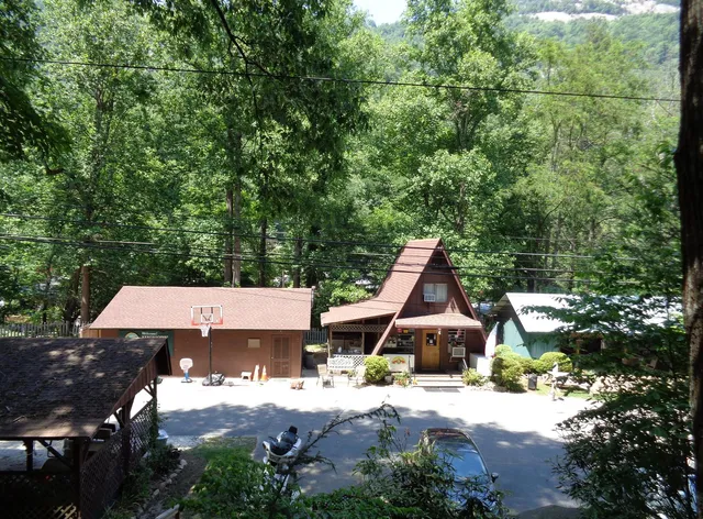 Hickory Nut Falls Family Campground