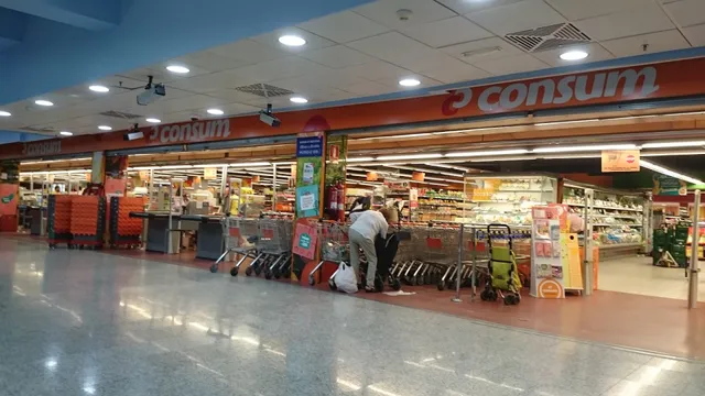 Centre Comercial "El Centre de la Vila"