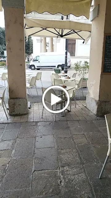 Caffè degli Artisti