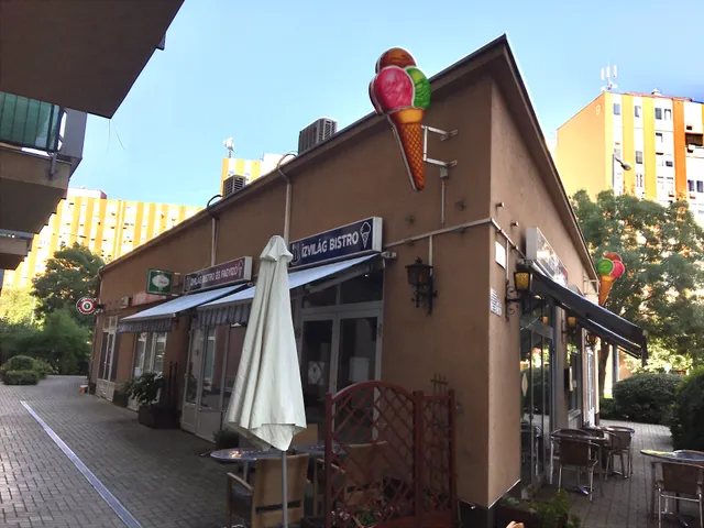 Elise Café & Bistro