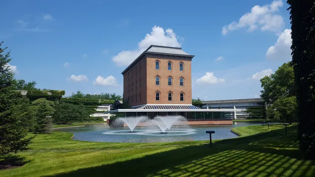 Cummins Corporate Office Building (COB)