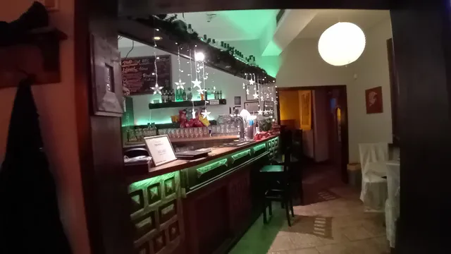 Pub UFO